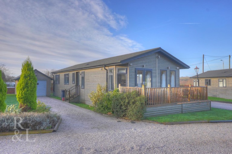 Spring Cottage Road, Overseal