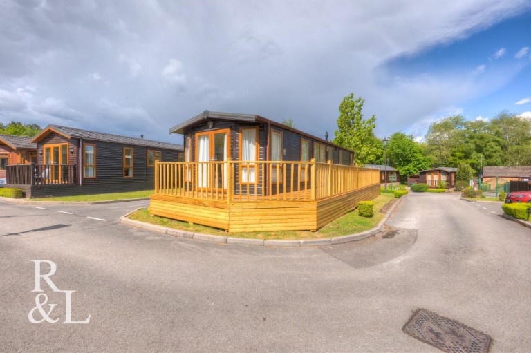 Swainswood Luxury Lodges, Park Road, Overseal, Swadlincote