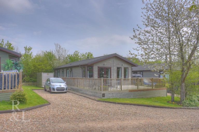 Ashby Woulds Lodges, Overseal,