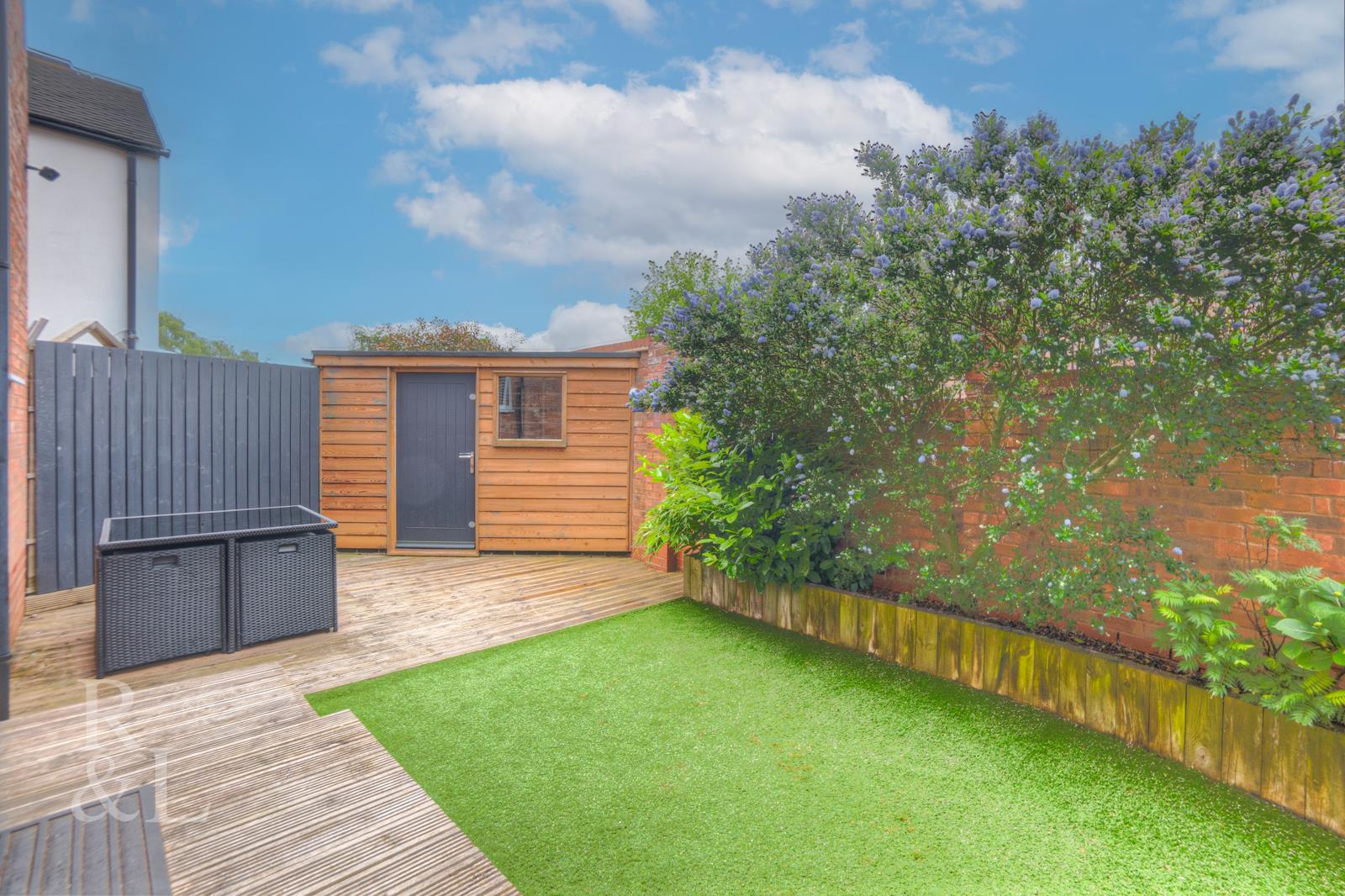 Property image for Sunnyside, Newhall