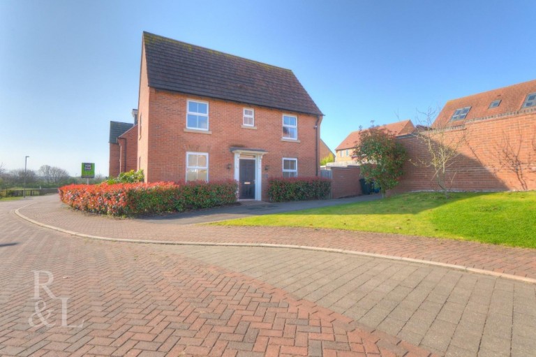 Wellingtonia Crescent, Edwalton, Nottingham