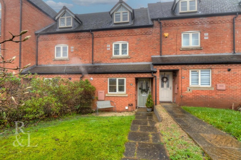 High Street, Woodville