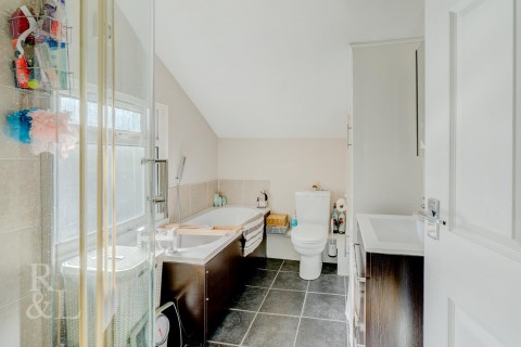 Property thumbnail image for Chestnut Grove, West Bridgford, Nottingham