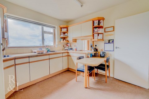 Property thumbnail image for Selby Lane, Keyworth, Nottingham