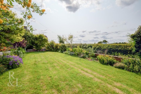 Property thumbnail image for Measham Road, Acresford, Swadlincote