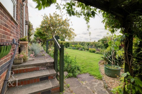 Property thumbnail image for Measham Road, Acresford, Swadlincote
