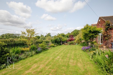 Property thumbnail image for Measham Road, Acresford, Swadlincote