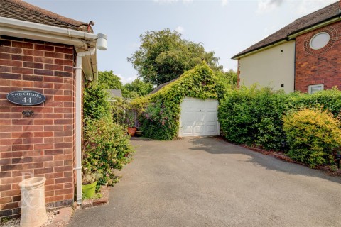 Property thumbnail image for Measham Road, Acresford, Swadlincote