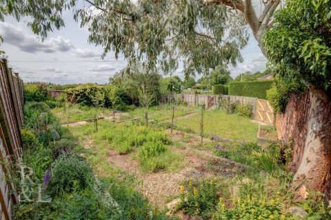 Property thumbnail image for Measham Road, Acresford, Swadlincote