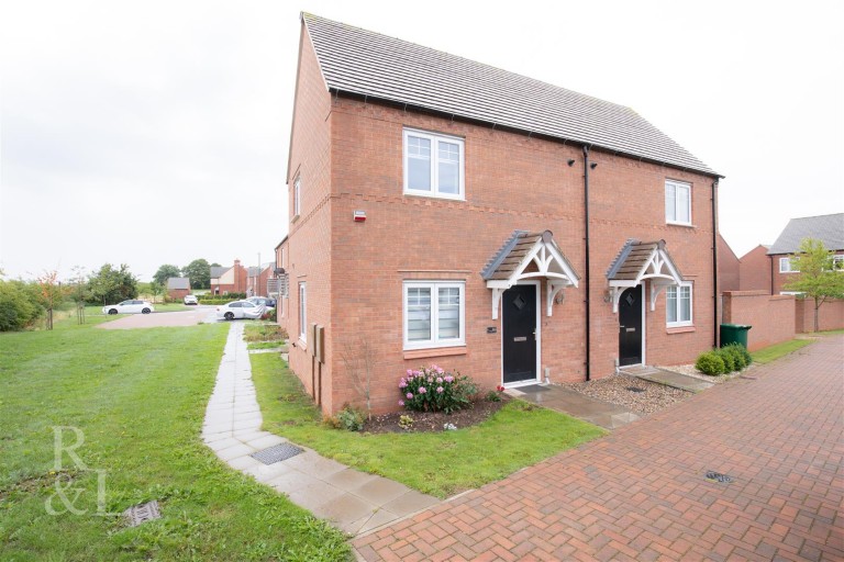 Tithebarn Drive, Overseal