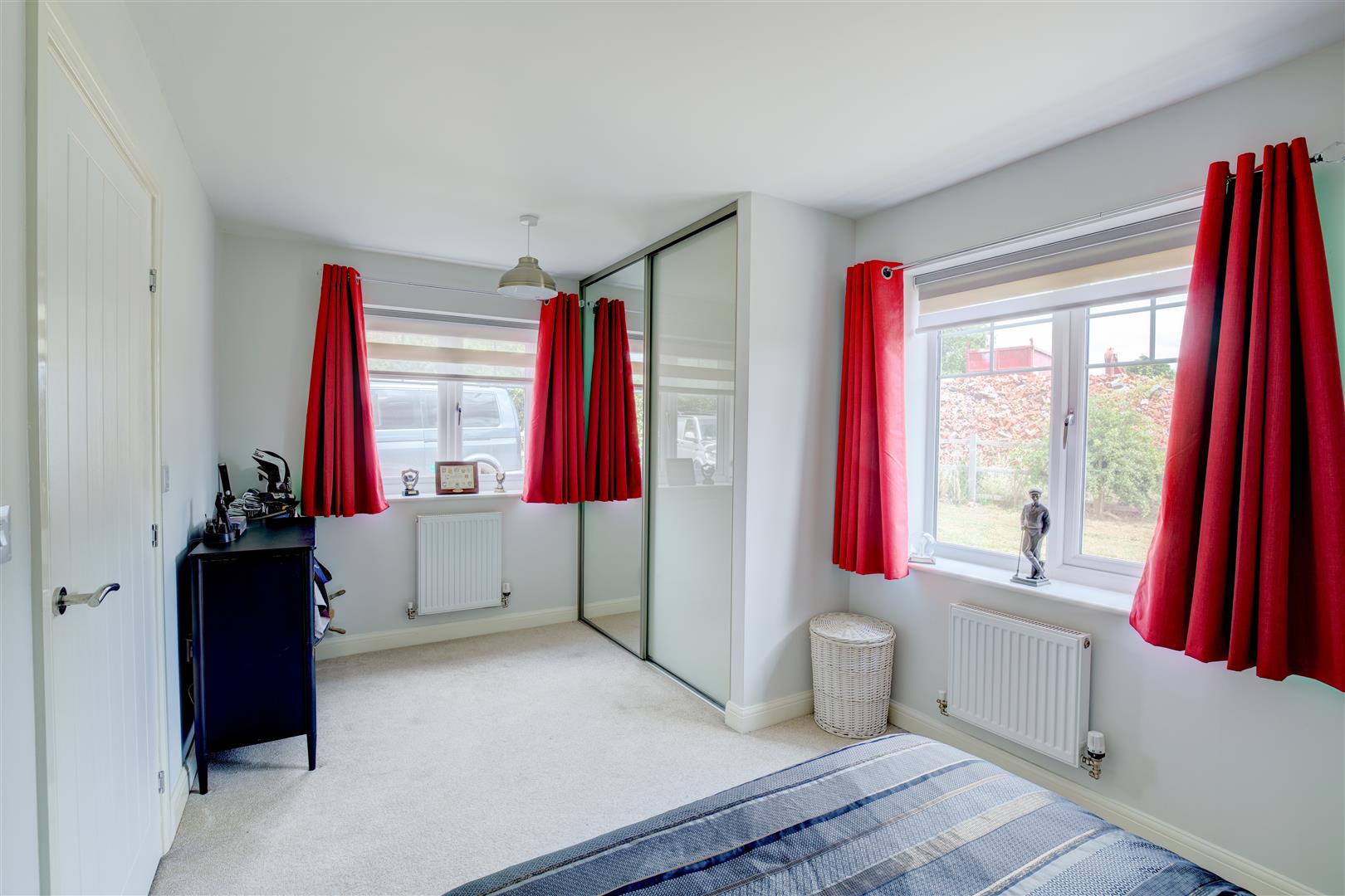 Property image for Tithebarn Drive, Overseal