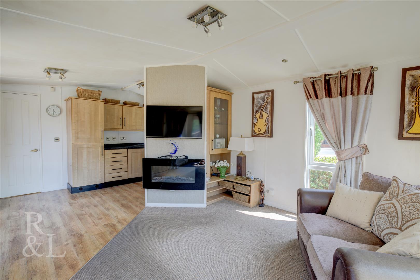Property image for Luxury Lodges, Park Road, Overseal