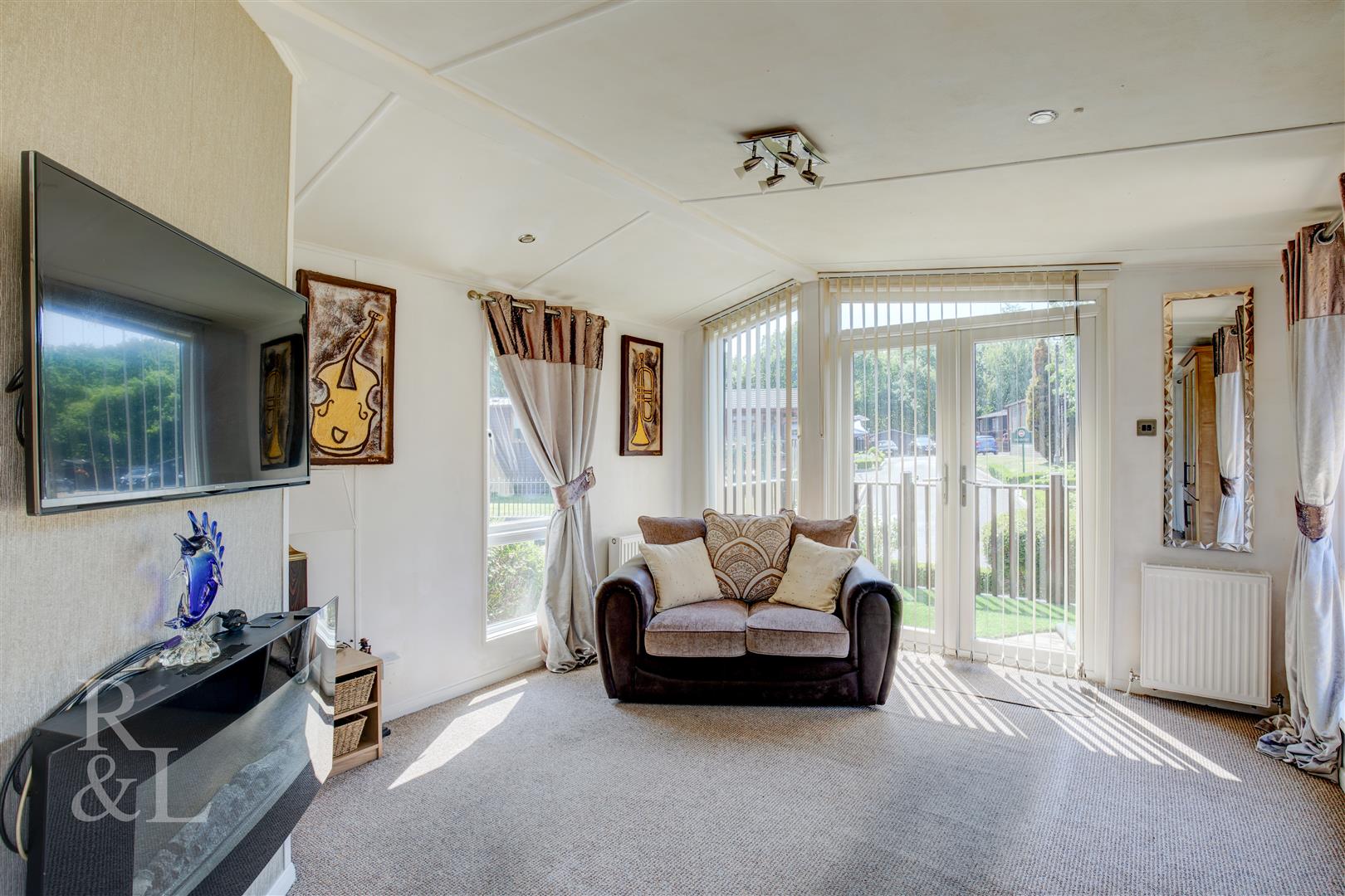 Property image for Luxury Lodges, Park Road, Overseal