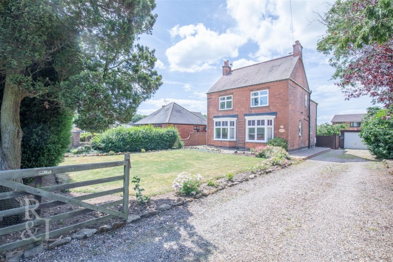 Atherstone Road, Measham, Swadlincote
