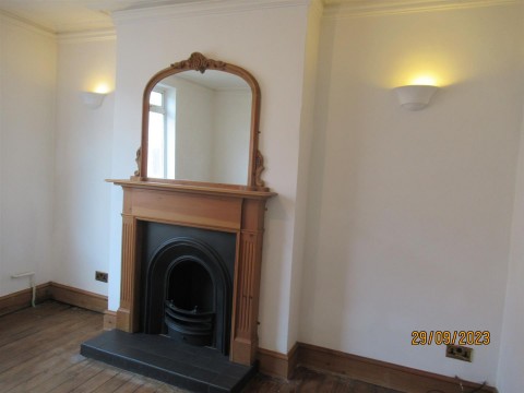 Property thumbnail image for Watling Street, Wilnecote B77