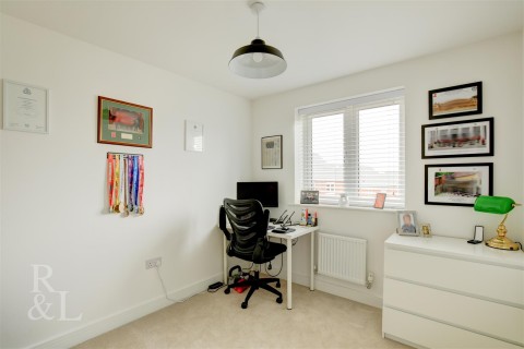 Property thumbnail image for Ivatt Close, Midway