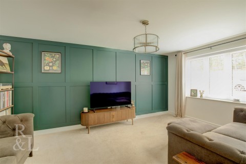 Property thumbnail image for Ivatt Close, Midway