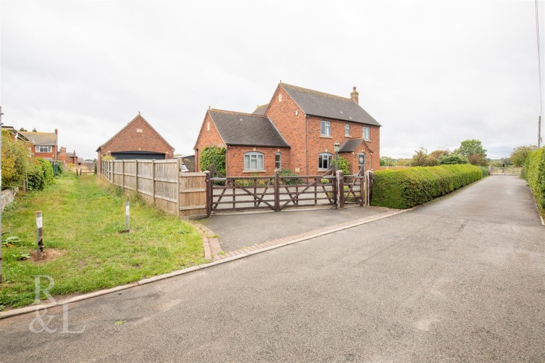 Dog Lane, Netherseal, Swadlincote