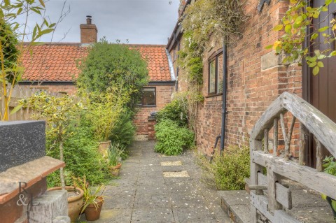 Property thumbnail image for Blackcliffe Farm Mews, Bradmore, Nottingham