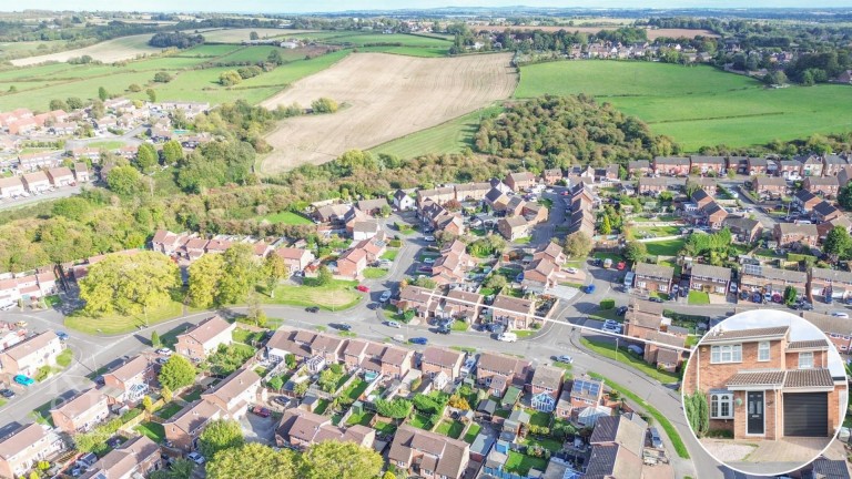 Falcon Way, Woodville,