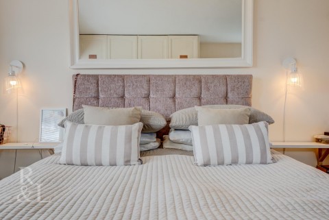 Property thumbnail image for Ashby Road, Hinckley
