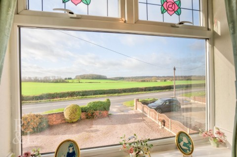 Property thumbnail image for Acresford Road, Overseal, Swadlincote