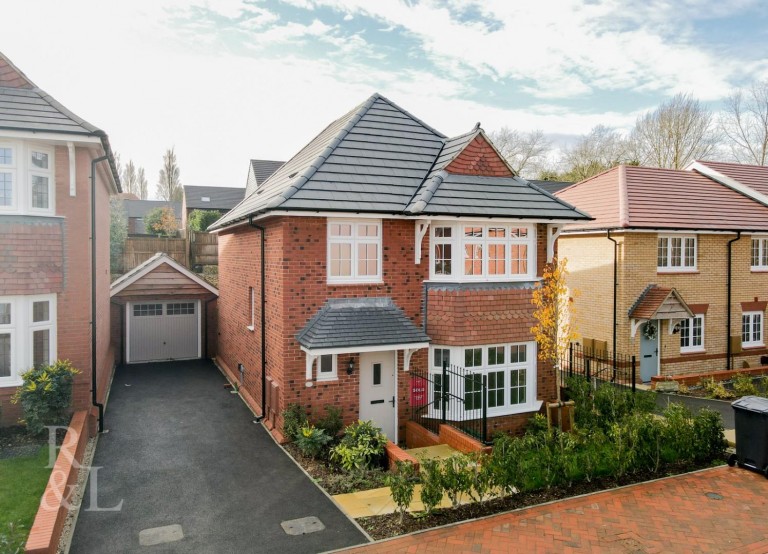 Nicker Hill, Keyworth