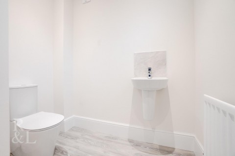 Property thumbnail image for Nicker Hill, Keyworth