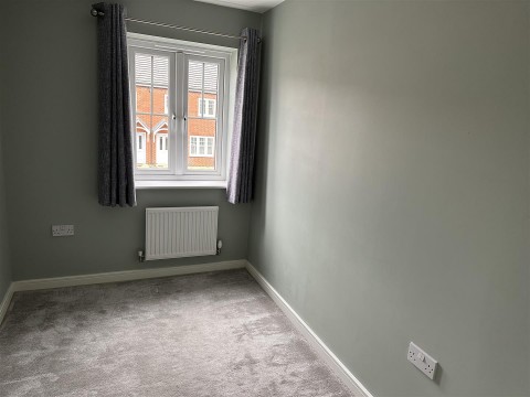 Property thumbnail image for Meadow Way, Tamworth