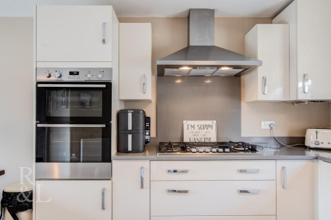 Property thumbnail image for Mountain Ash Crescent, Edwalton, Nottingham