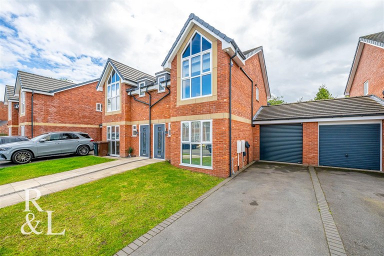 Amina Gardens, Bradmore