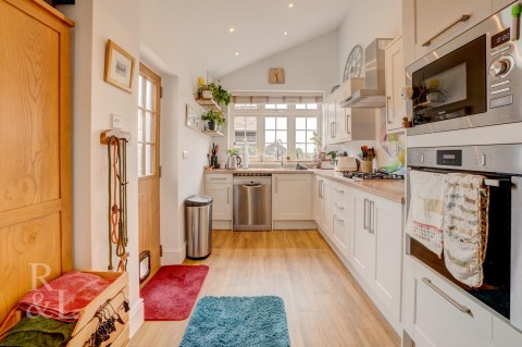 Property thumbnail image for Stoke Lane, Stoke Bardolph, Burton Joyce, Nottingham