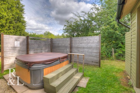 Property thumbnail image for Spring Cottage Road, Overseal, Swadlincote