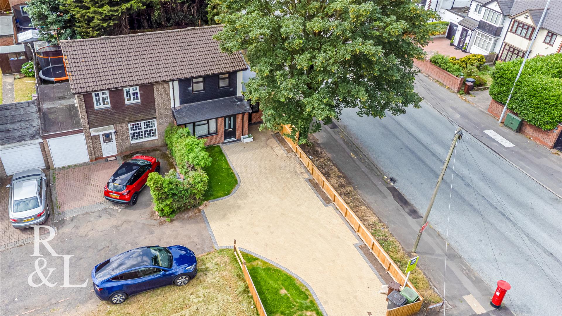 Property image for Lauder Close, Willenhall, Wolverhampton