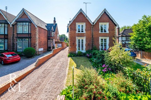 Property thumbnail image for Oaks Crescent, Wolverhampton