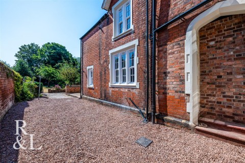 Property thumbnail image for Oaks Crescent, Wolverhampton