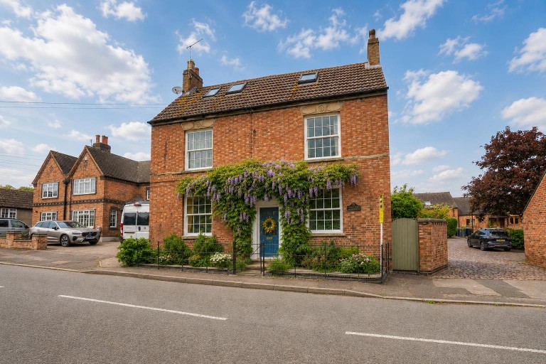 Main Street, West Leake