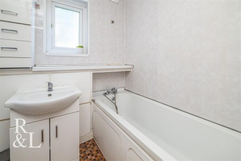 Property thumbnail image for Hinchliffe Avenue, Bilston