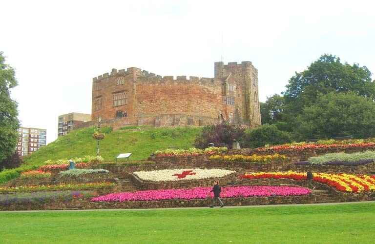 The Ultimate Guide to House Prices in Tamworth 2025